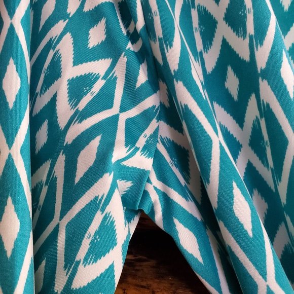 JustFab Large 3/4 Sleeve Teal and White Wrap Dress - Picture 4 of 11